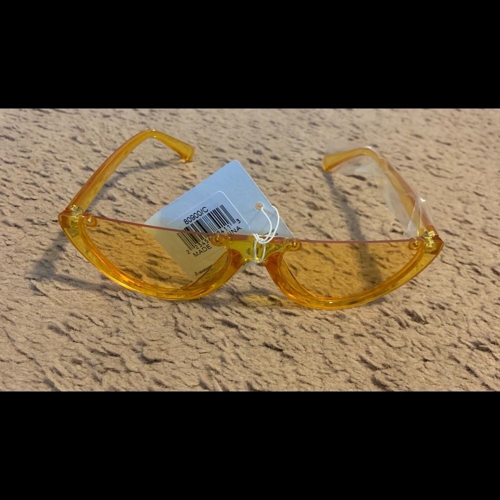 FASHION SUNGLASSES - Picture 5 of 7